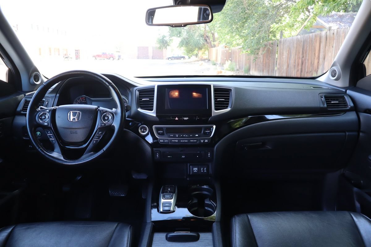 Used 2016 Honda Pilot Touring image 16
