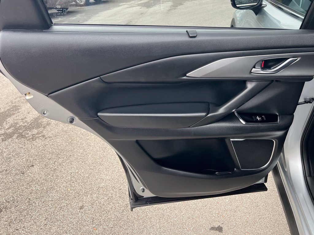 Used 2019 MAZDA CX-9 Touring w/ Touring Premium Package FWD image 21
