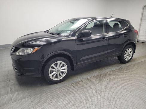 Used 2019 Nissan Rogue Sport S w/ Appearance Package image 2