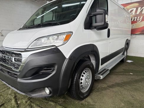 Used 2025 RAM ProMaster 2500 w/ U-Haul Equipment Group image 6