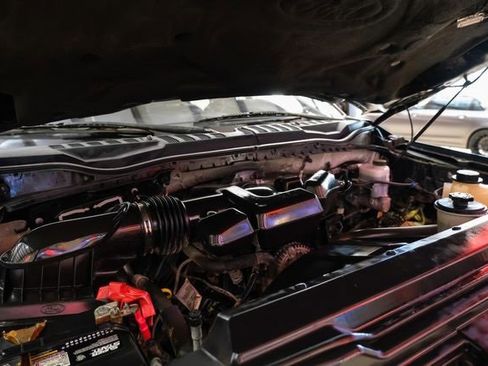 Used 2017 Ford F350 Lariat image 47