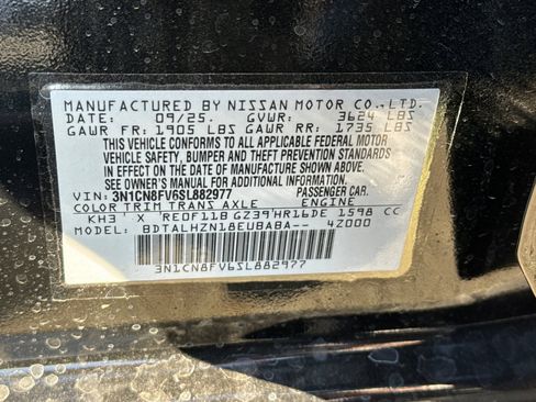 New 2025 Nissan Versa SR w/ Trunk Package image 23