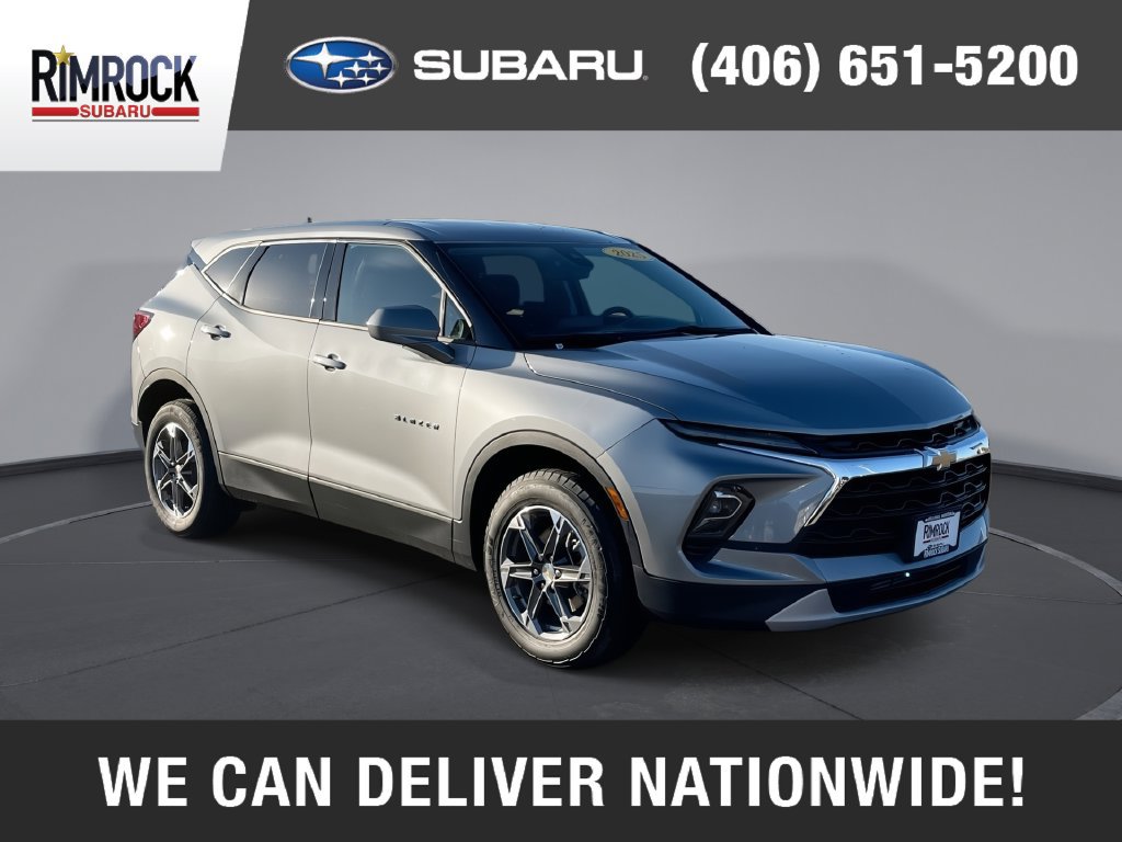 Used 2025 Chevrolet Blazer LT FWD image 1