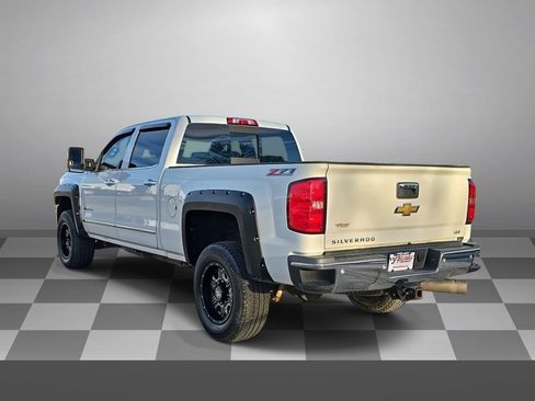 Used 2015 Chevrolet Silverado 2500 LTZ w/ Duramax Plus Package image 4
