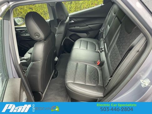 Used 2022 Chevrolet Bolt LT w/ Infotainment Package image 41