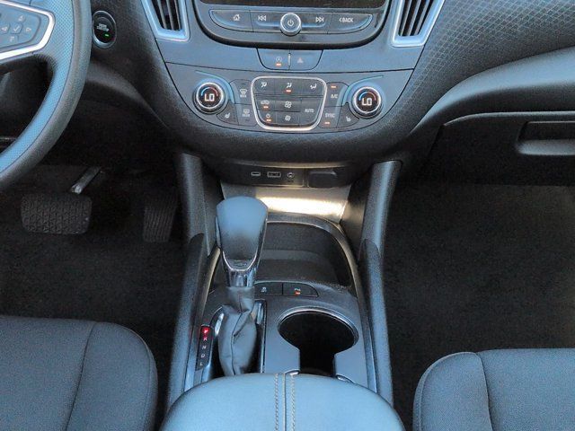 Used 2025 Chevrolet Malibu LT FWD image 17