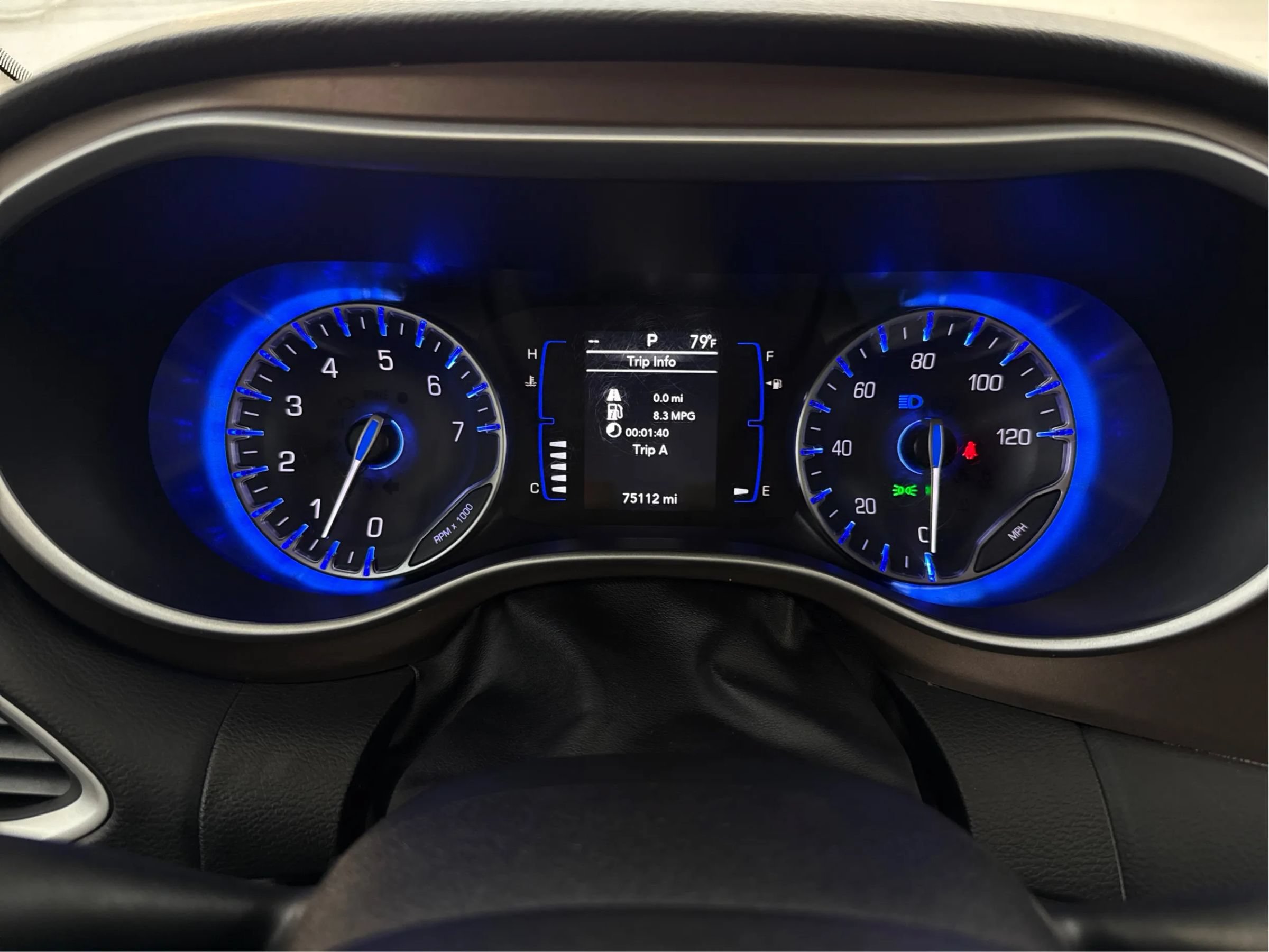 Used 2019 Chrysler Pacifica Touring-L FWD image 23