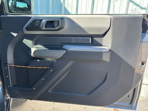 Used 2022 Ford Bronco Badlands w/ Sasquatch Package image 28