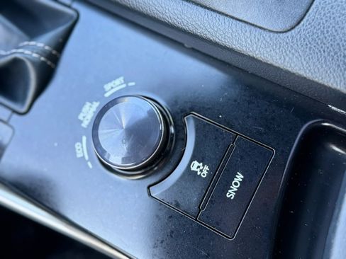 Used 2014 Lexus IS 250 w/ F-Sport Package image 28