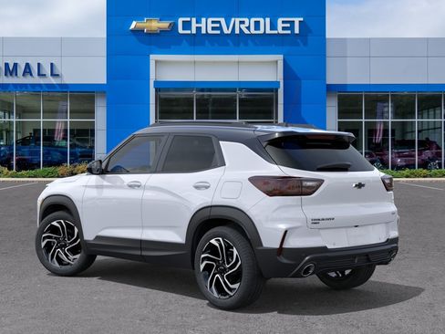 New 2026 Chevrolet TrailBlazer RS w/ Convenience Package AWD/4WD image 3
