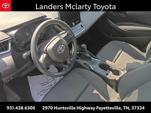 Used 2024 Toyota Corolla LE FWD image 5
