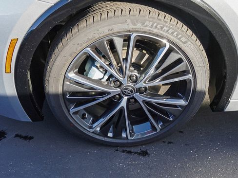 New 2026 Toyota Prius XLE image 13