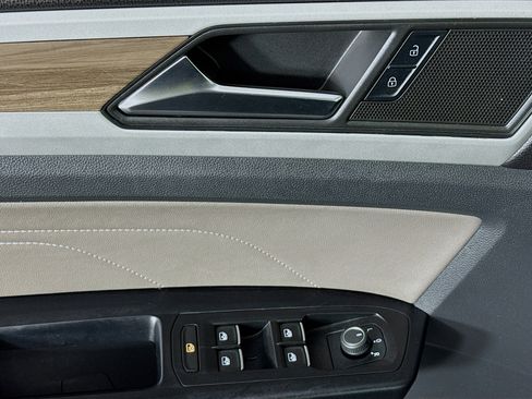 Used 2021 Volkswagen Atlas SEL image 22