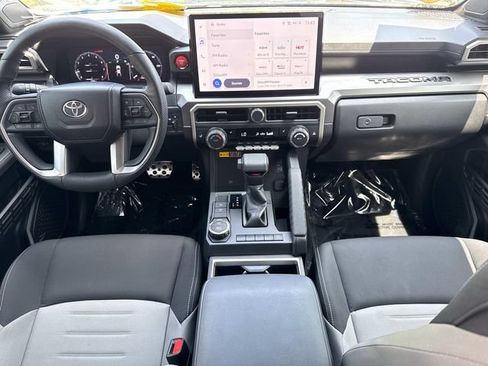 Used 2024 Toyota Tacoma TRD Sport w/ TRD Sport Upgrade Package RWD image 16