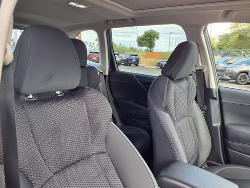 Used 2023 Subaru Forester Premium AWD/4WD image 19
