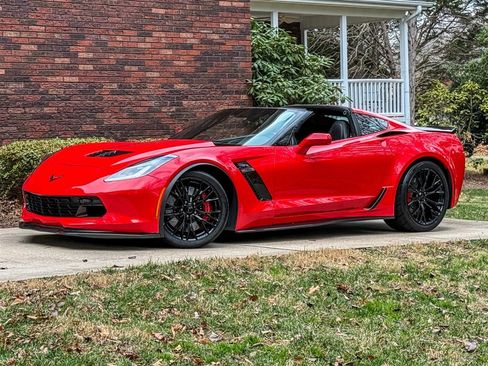 Used 2019 Chevrolet Corvette Z06 image 14