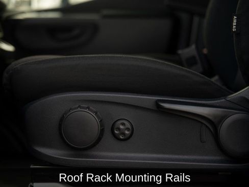 Used 2025 Mercedes-Benz Sprinter 2500 image 28