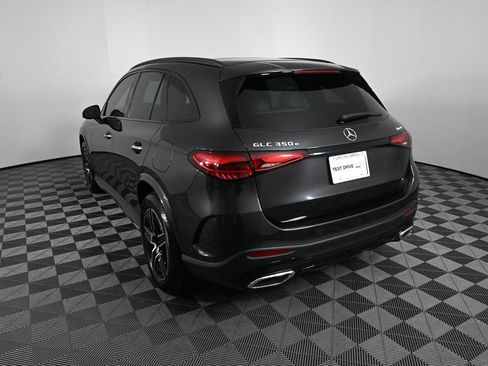 Used 2026 Mercedes-Benz GLC 350e 4MATIC image 4