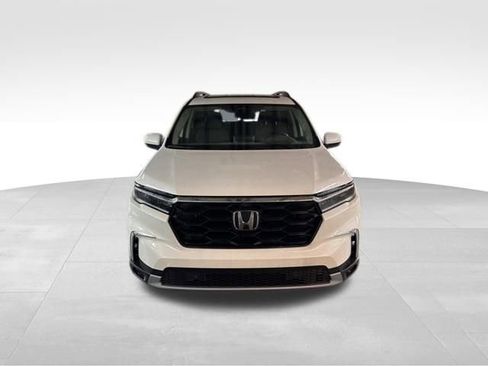 Certified 2023 Honda Pilot Elite image 3