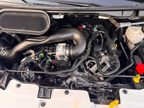 Used 2024 Ford Transit 250 Low Roof w/ Exterior Upgrade Package image 32