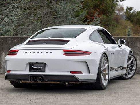 Certified 2018 Porsche 911 GT3 RWD image 11