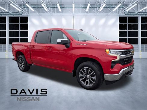 Used 2024 Chevrolet Silverado 1500 LT AWD/4WD image 1