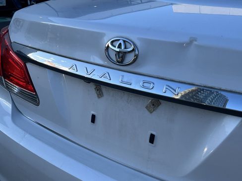 Used 2011 Toyota Avalon image 27