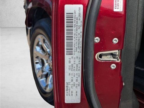 Used 2019 RAM 1500 Laramie image 24