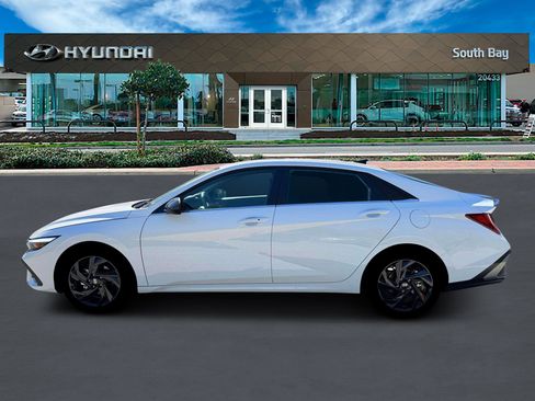 New 2026 Hyundai Elantra SEL Sport w/ Cargo Package image 3