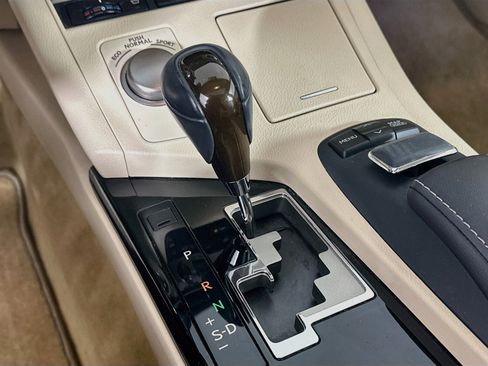Used 2013 Lexus ES 350 w/ Luxury Pkg FWD image 25