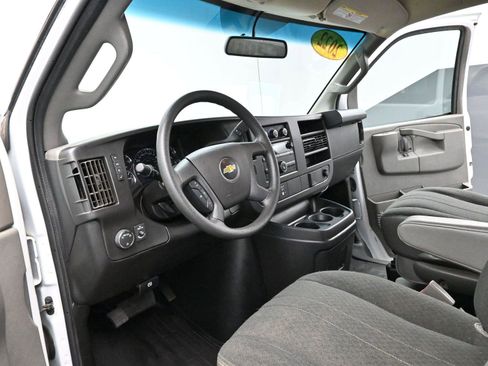 Used 2022 Chevrolet Express 2500 w/ Driver Convenience Package image 16