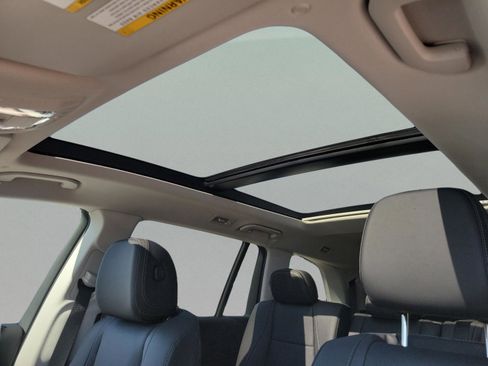 Used 2026 Mercedes-Benz GLS 450 4MATIC image 27