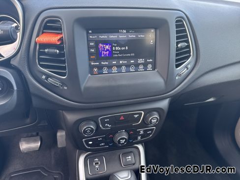 Used 2018 Jeep Compass Sport w/ Tech Group image 32