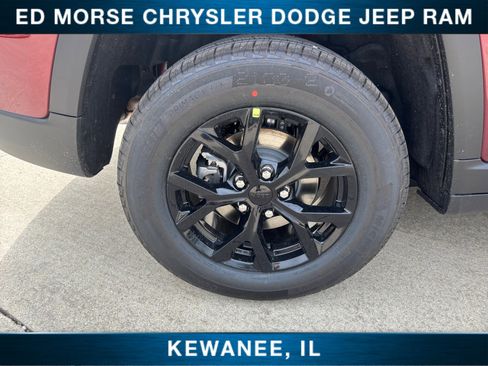 New 2026 Jeep Grand Cherokee Altitude AWD/4WD image 17
