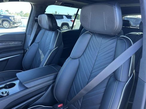 New 2026 Cadillac Vistiq Premium Luxury AWD/4WD image 25
