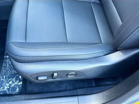 New 2026 Chevrolet Equinox EV LT image 20