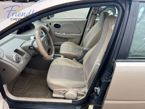 Used 2006 Saturn ION Level 2 w/ Preferred Pkg FWD image 6