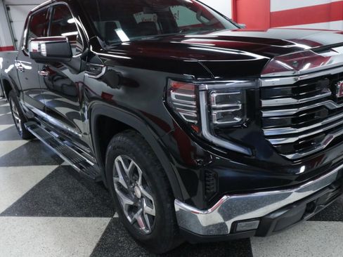 Used 2023 GMC Sierra 1500 SLT w/ SLT Convenience Package RWD image 34