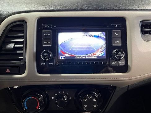 Used 2022 Honda HR-V LX image 28