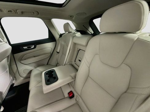 Used 2026 Volvo XC60 B5 Ultra AWD/4WD image 26