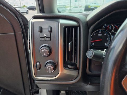 Used 2018 Chevrolet Silverado 1500 LT w/ All Star Edition AWD/4WD image 5