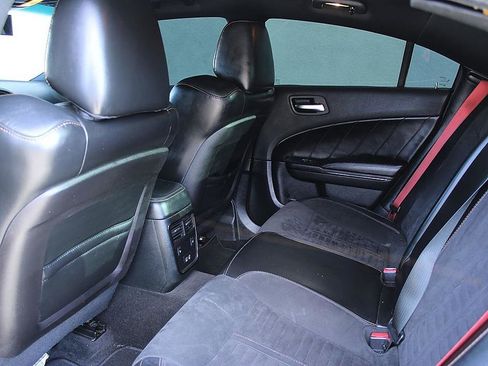 Used 2018 Dodge Charger R/T RWD image 12