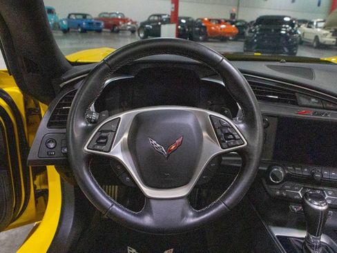 Used 2015 Chevrolet Corvette Stingray Coupe w/ 3LT Preferred Equipment Group RWD image 10
