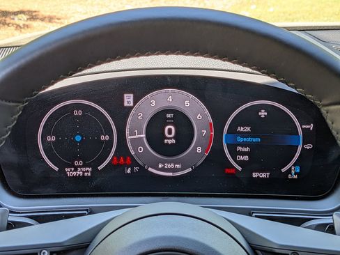 Certified 2025 Porsche Cayenne AWD/4WD image 20
