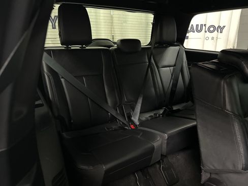 Used 2021 Ford Expedition XLT AWD/4WD image 22