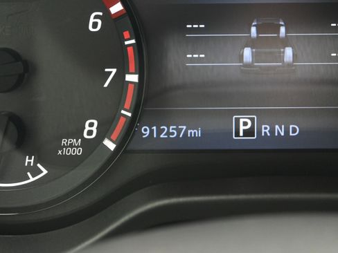 Used 2021 Nissan Titan PRO-4X w/ Pro-4x Convenience Package AWD/4WD image 18