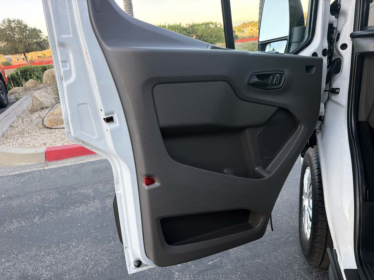 Used 2023 Ford Transit 350 XLT RWD image 34