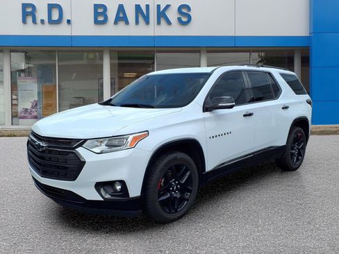 Certified 2021 Chevrolet Traverse Premier w/ Redline Edition AWD/4WD image 1