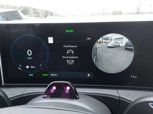 Used 2025 Hyundai Santa Fe Limited image 31