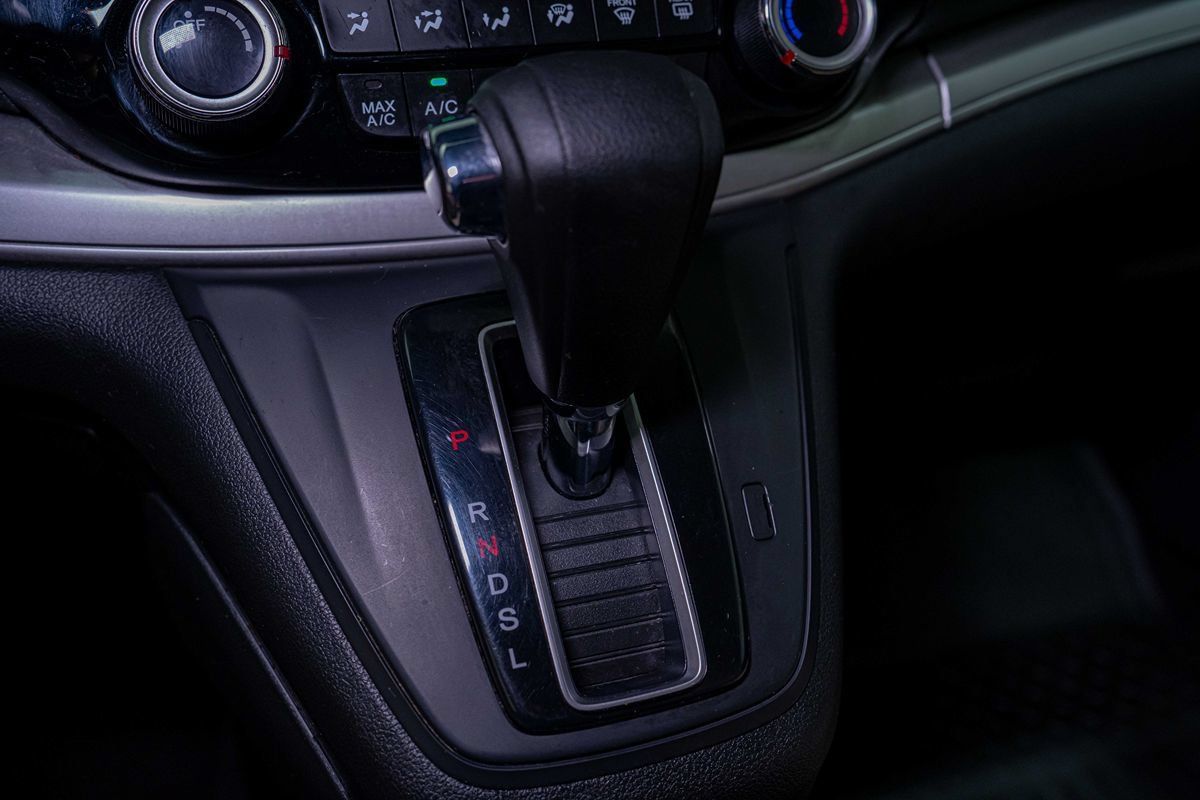 Used 2016 Honda CR-V LX image 8